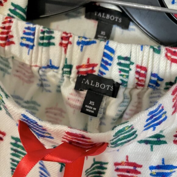 NWOT Talbots Festive Tree Long Sleeve Cotton Flannel Pajama Set Size XS Holiday - Picture 8 of 16